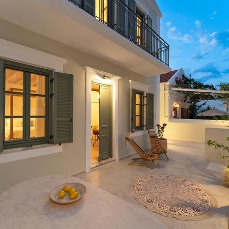 Nisomar Suites Simi Exterior foto
